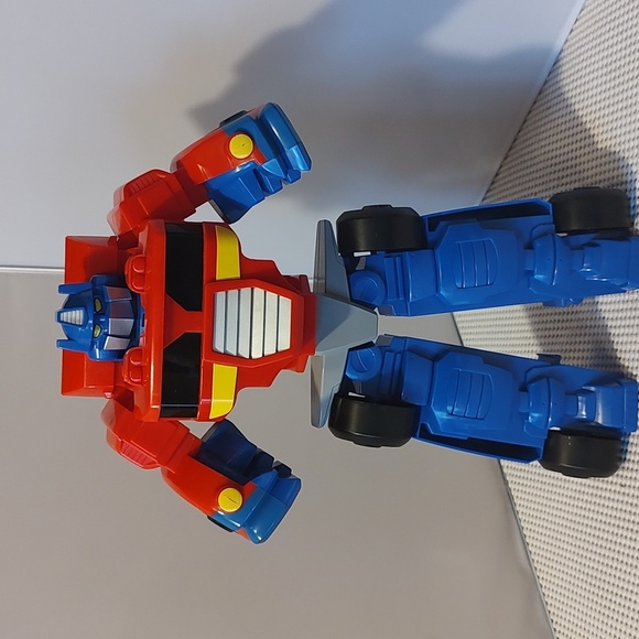 Transformers Rescue Bots Optimus Prime Toy PLAYSKOOL